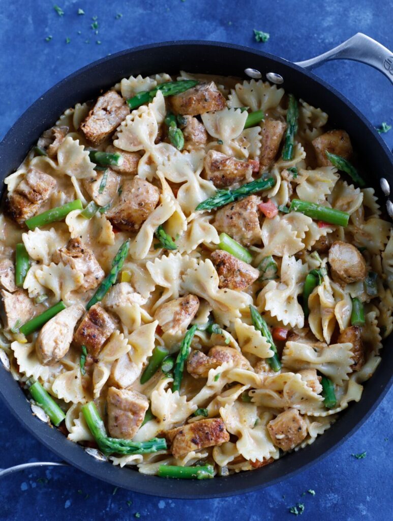 One Pot Chicken Fajita Pasta