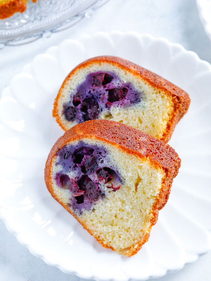 Super Moist Blueberry Bundt Cake (Super Moist) Cookin' with Mima