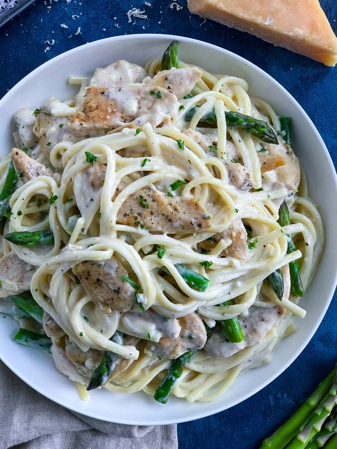 creamy chicken alfredo pasta