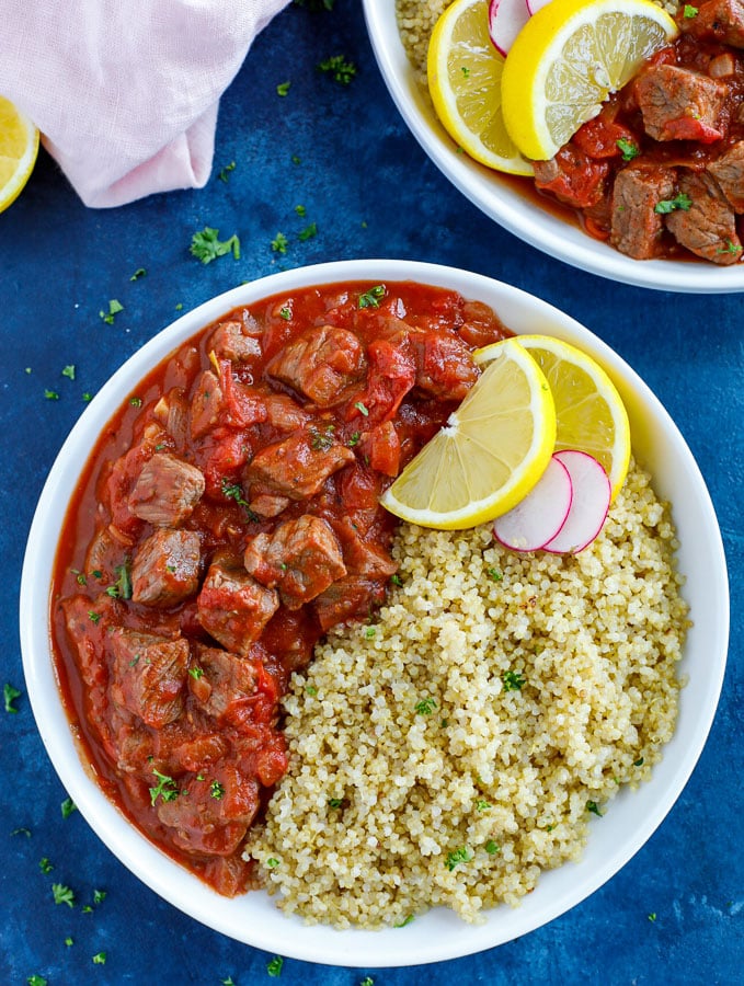 beef stew with tomato sauce