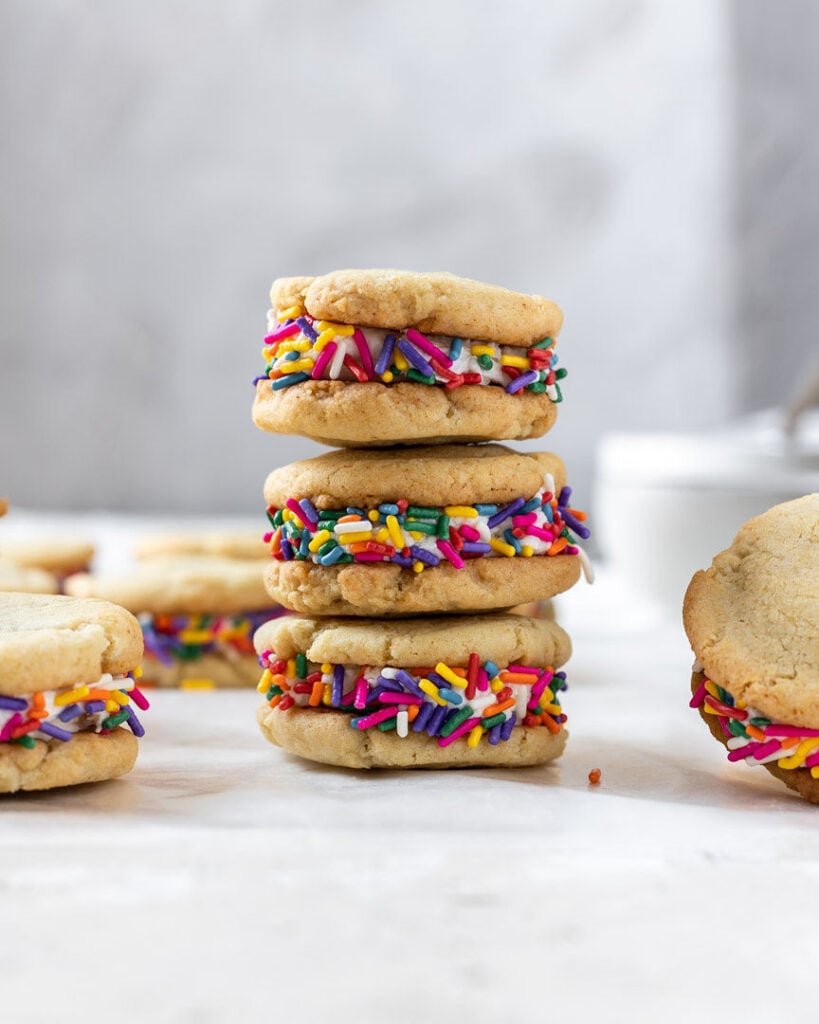 https://www.cookinwithmima.com/wp-content/uploads/2020/06/funfetti-cookie-sandiwches-4-819x1024.jpg