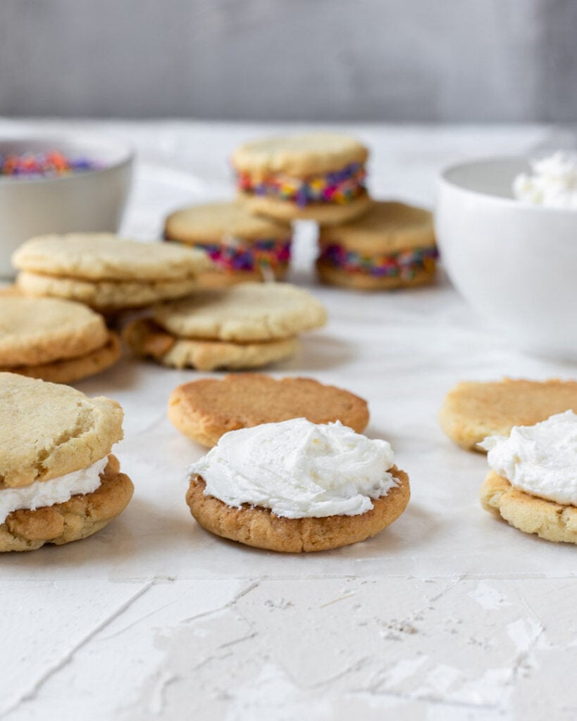 How to Make Healthy Cookie Cutter Window Sandwiches—Fast!