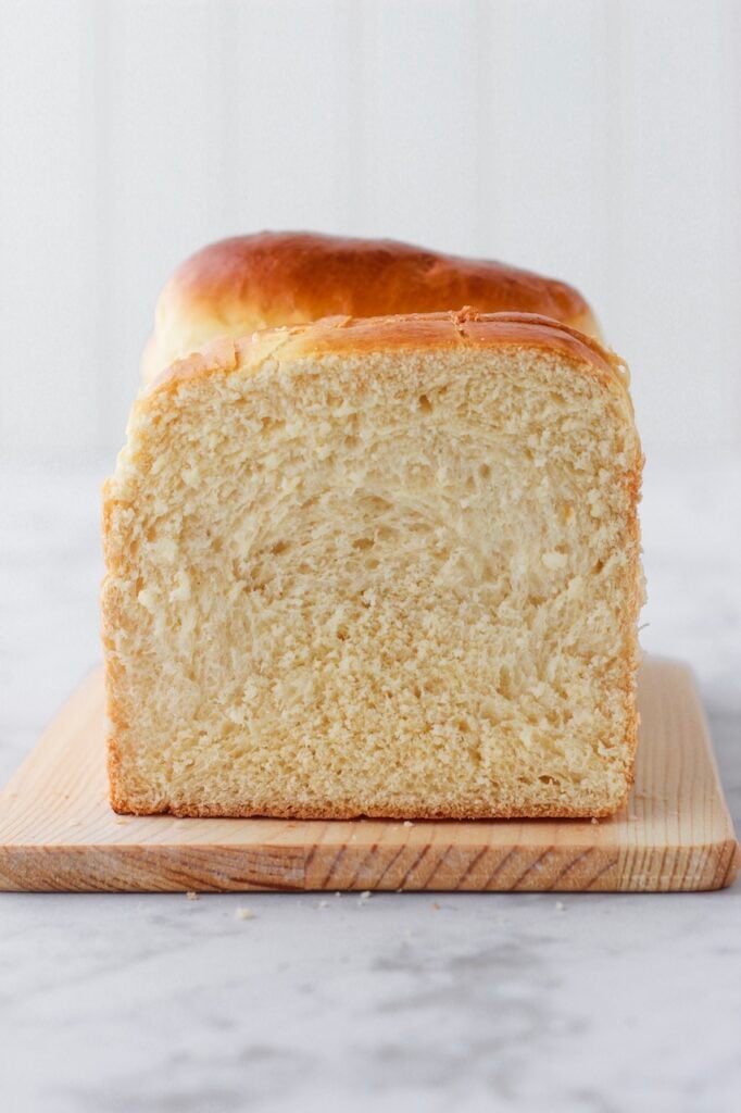 Image of the inside of a loaf of sandwich bread.