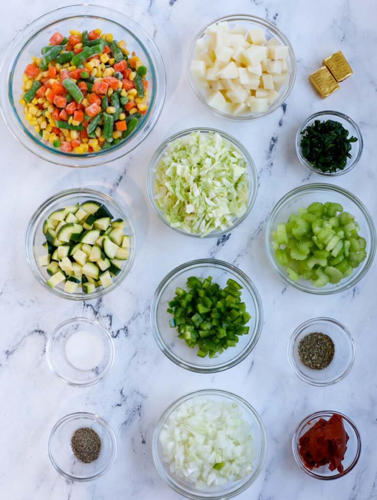 Ingredients needed to make vegetable soup.