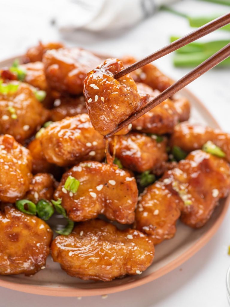 Easy Crispy Honey Chicken Recipe (Chinese Takeout) Cookin' with Mima