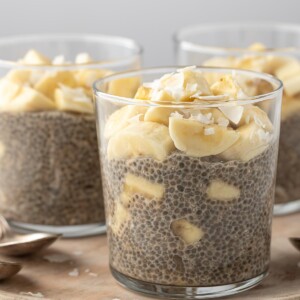 close up shot of the chia pudding cup