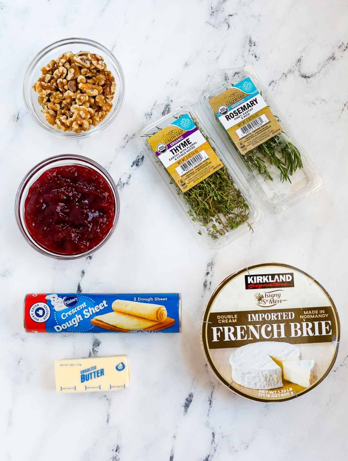 ingredients of cranberry and brie bites.