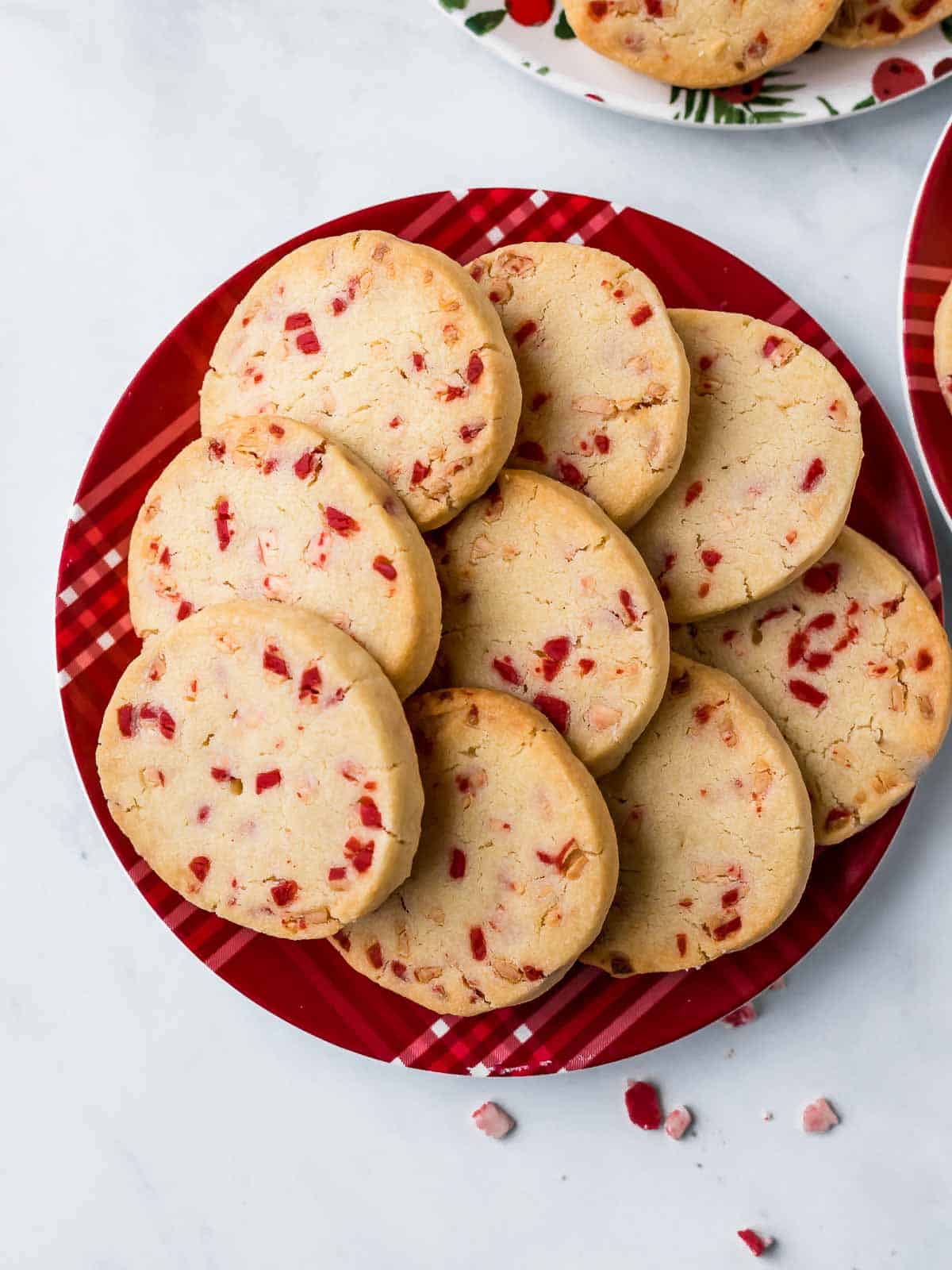 peppermint short bread cookies in a red palte