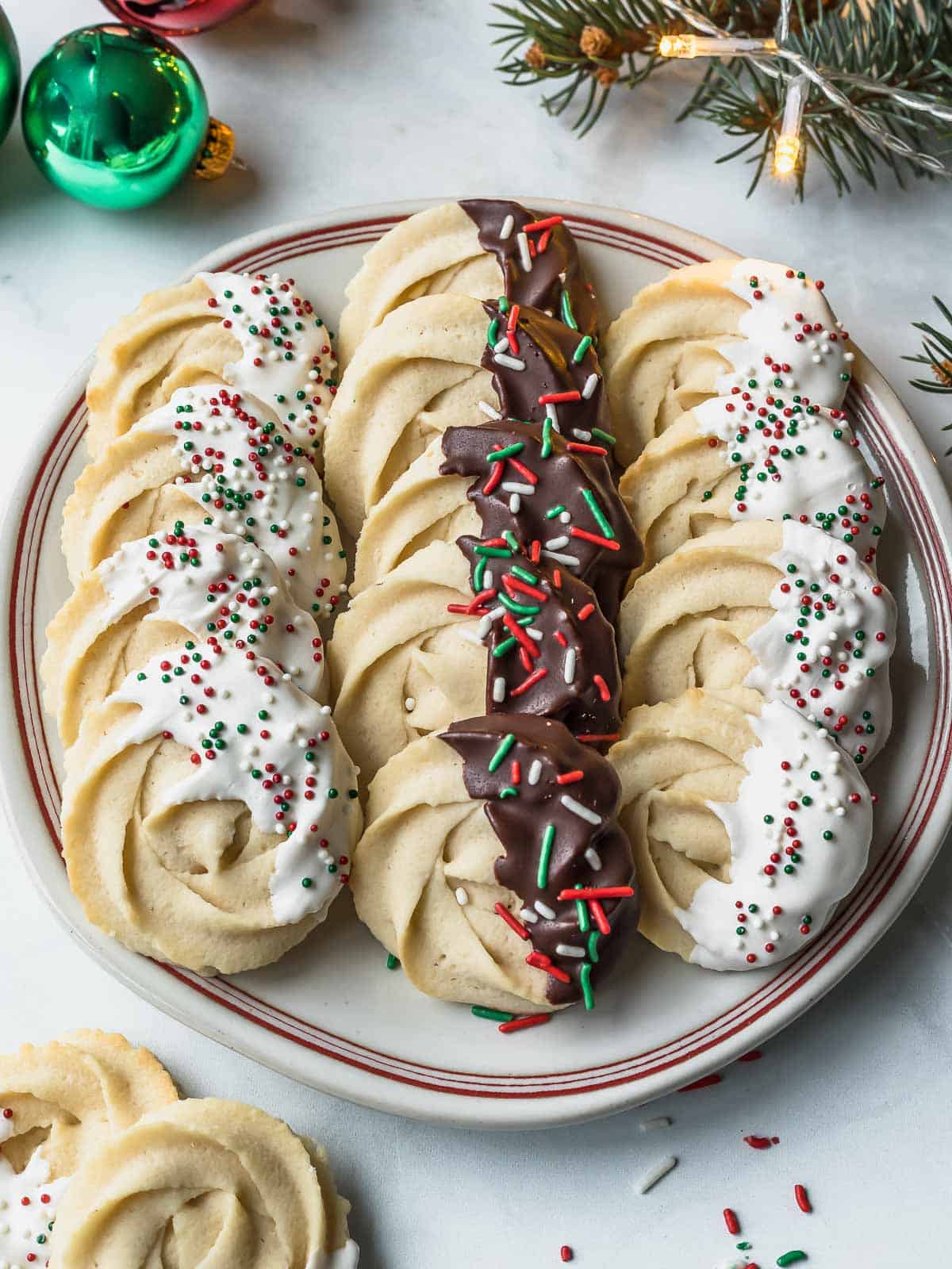 Traditional Danish Butter Cookies Recipe (Blue Tin Biscuits