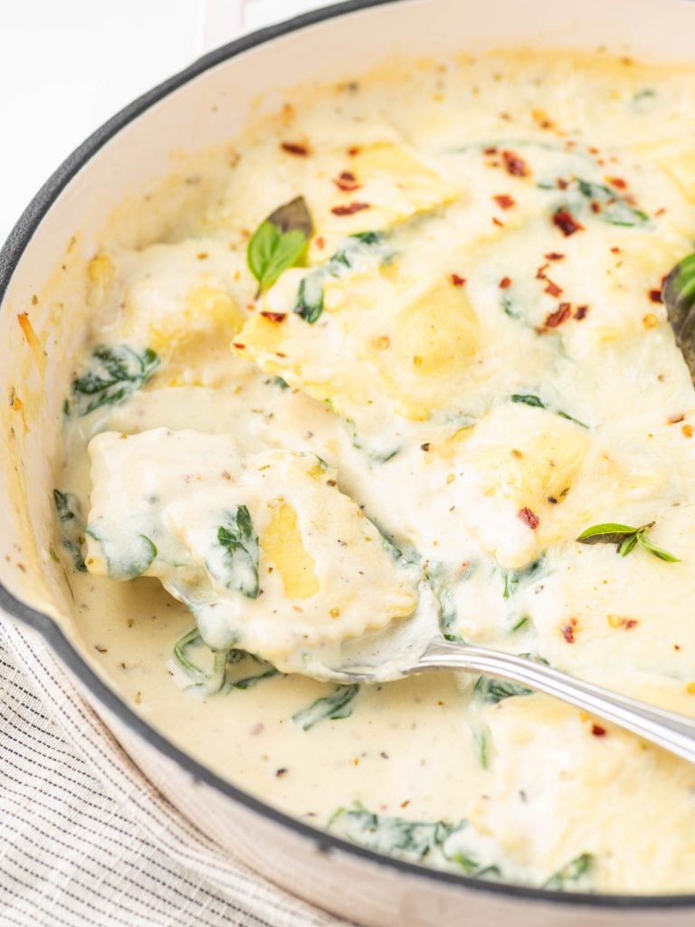 Creamy Cheese and Spinach Ravioli Recipe Cookin' with Mima