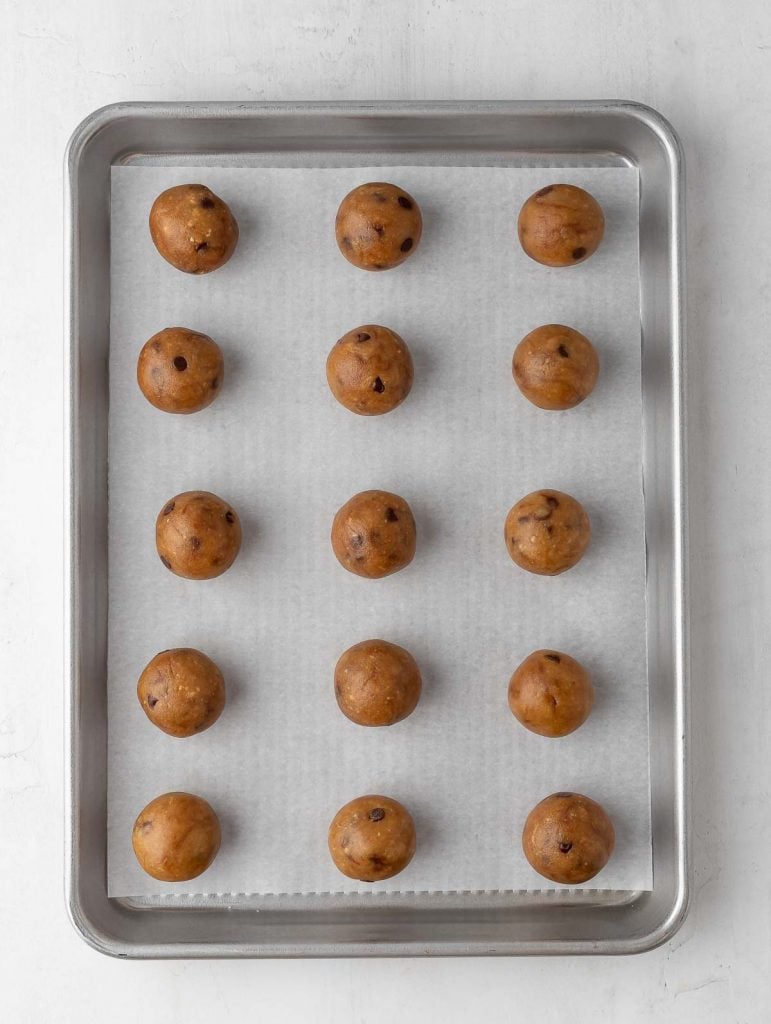 healthy-no-bake-cookie-dough-protein-balls-cookin-with-mima