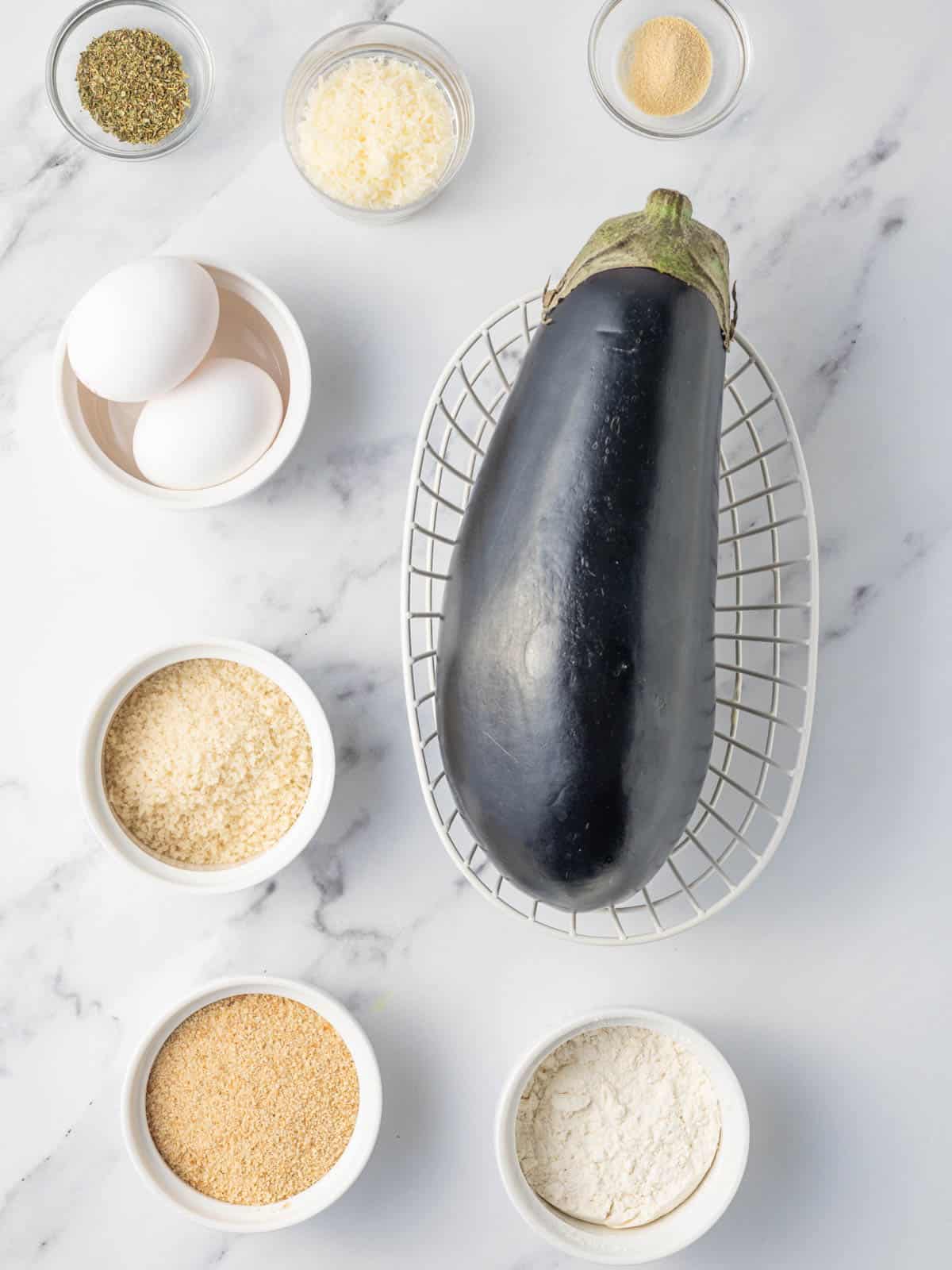 Ingredients needed for crispy air fryer eggplant.