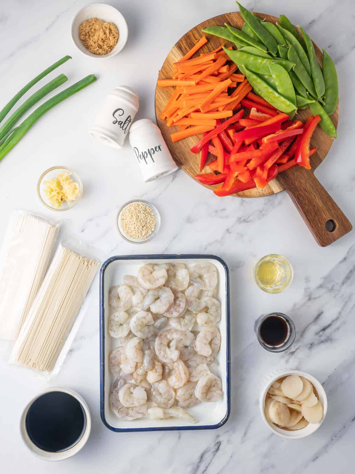 Ingredients needed for shrimp lo mein.