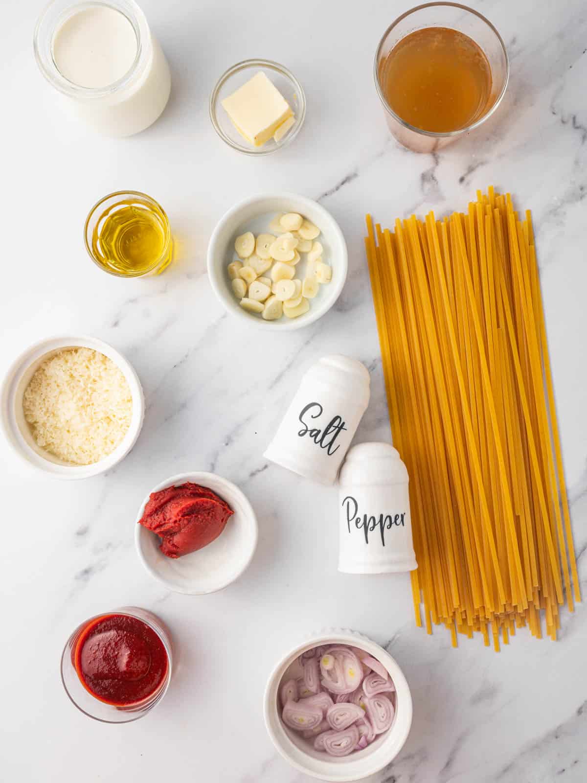 Ingredients needed for gochujang pasta.