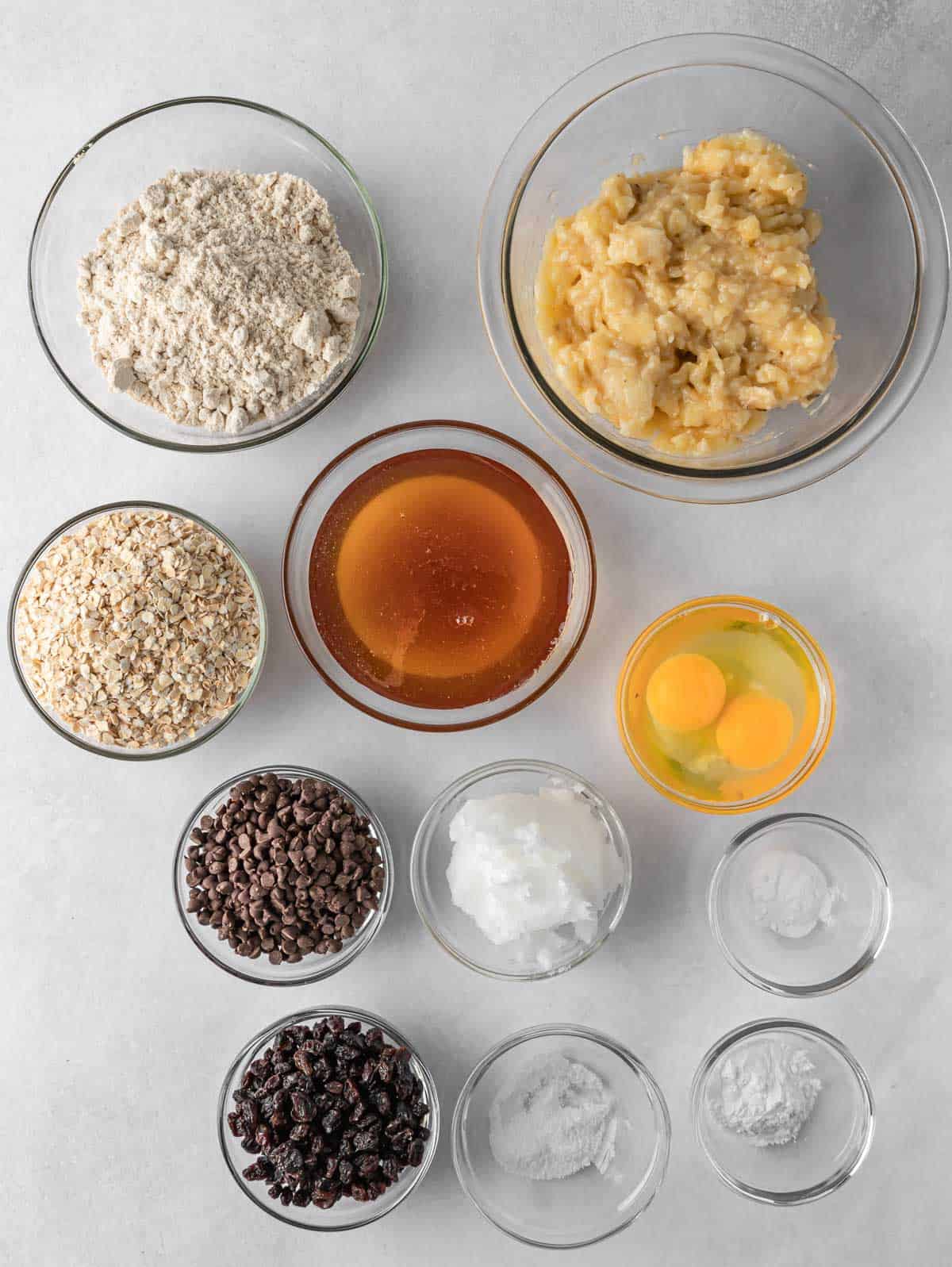 Ingredients needed for healthy oatmeal banana bread.