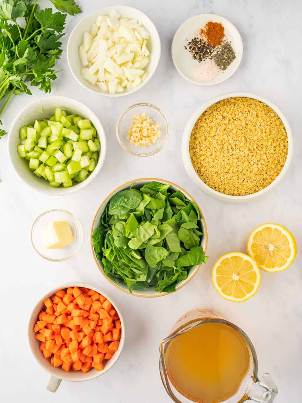 Ingredients needed for Pastina soup.