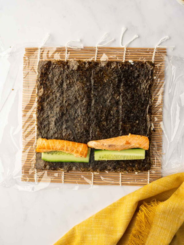 Easy Spicy Salmon Sushi Roll (Step By Step) – Cookin' with Mima