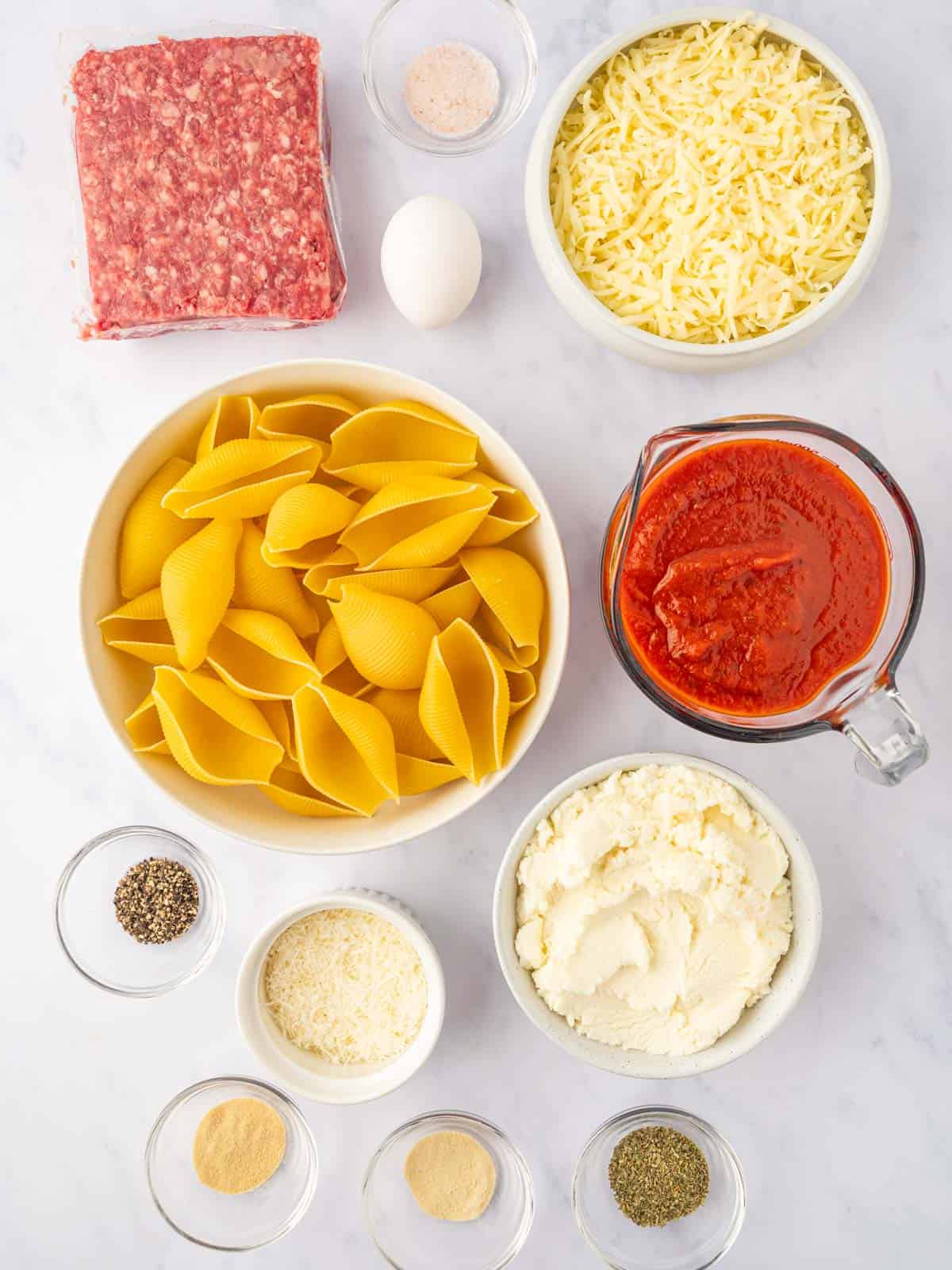 Ingredients needed for beef stuffed shells.