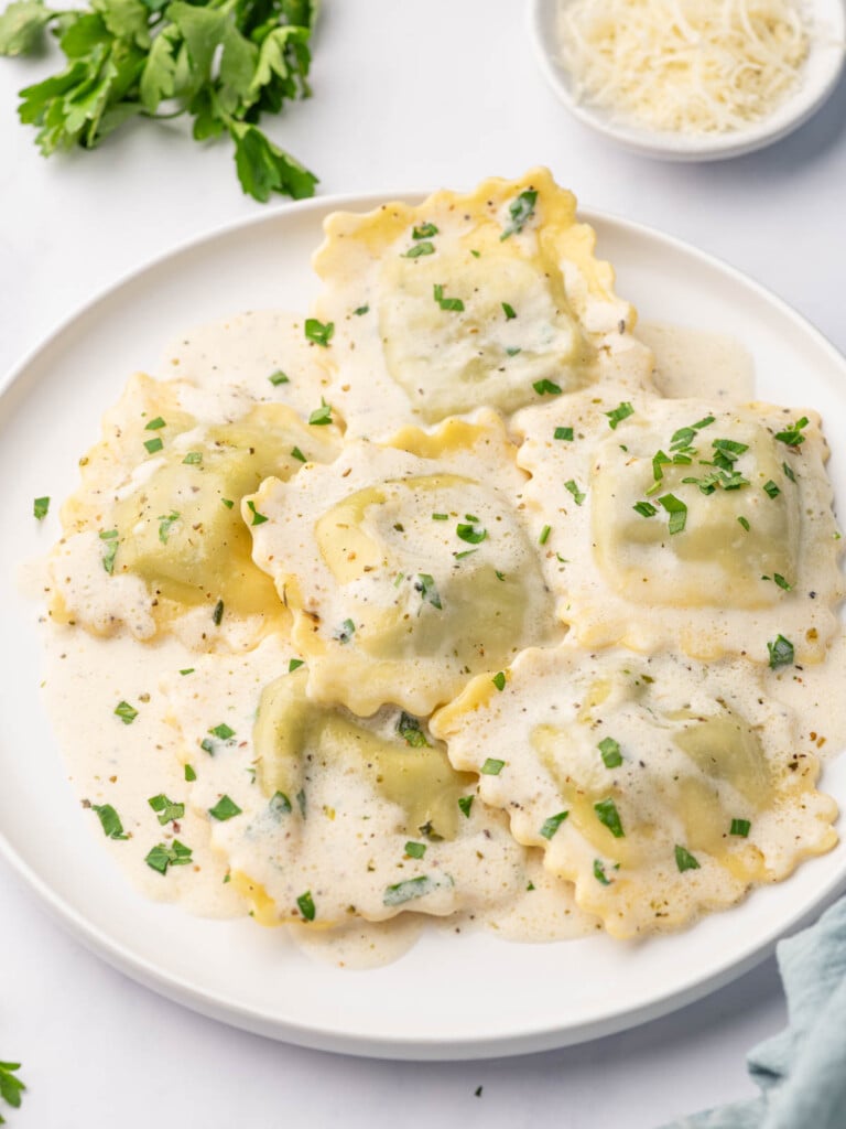 Spinach and Ricotta Ravioli Recipe – Cookin' with Mima