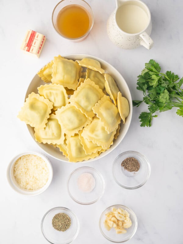 Spinach and Ricotta Ravioli Recipe – Cookin' with Mima