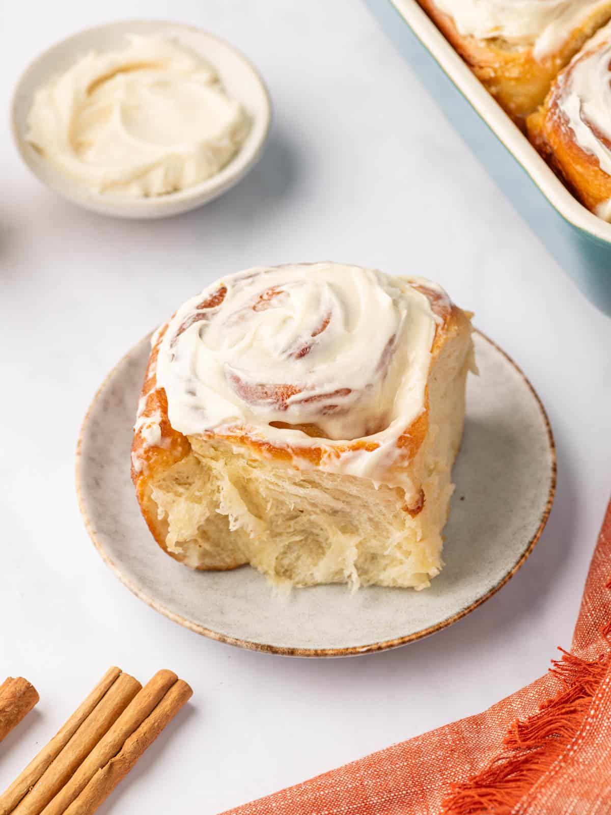 Cinnamon Rolls With Heavy Cream